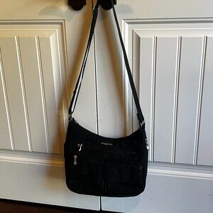 Baggallini Crossbody Bag, MANY POCKETS, good condition!